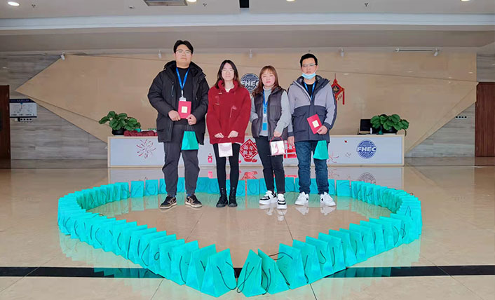 双职工情人节赠送对戒